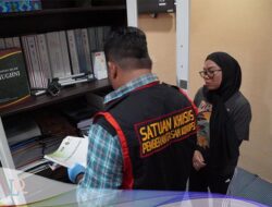 Kejati Sumsel Geledah Perkara Dugaan Tipikor Di Kelurahan Keramat Raya Kecamatan Talang Kelapa Banyuasin Pada Dinas PUPR TA 2023