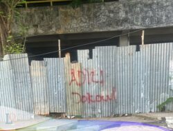 Grafiti Bertuliskan “Adili Jokowi” Muncul Di Palembang, Ini Tanggapan Sat Pol PP Palembang