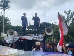 Ribuan Massa Geruduk PTUN Jakarta dan MA, Tuntut Pengungkapan dugaan Mafia Hukum Dibalik Perkara Ini!