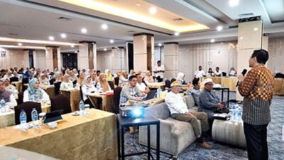 pelaksana pelayanan publik