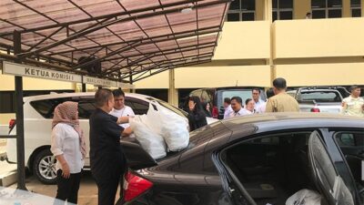 sedekah nasi bungkus