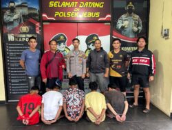 Pelaku Pengeroyokan Menggunakan Senjata Tajam Di Desa Tambak Petar Kec. Jebus Berhasil Di ringkus Tim Reserse Polsek Jebus
