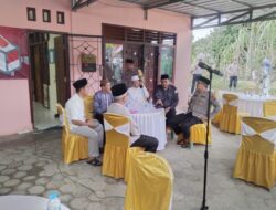 Jelang PSU Damai Desa Sinar Manik Kapolres Bangka Barat Laksanakan Buka Bersama Warga Desa Sinar Manik