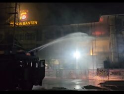 Mapolda Banten Yang Terletak di Jalan Syekh Nawawi Al Bantani, Kota Serang, Mengalami Kebakaran