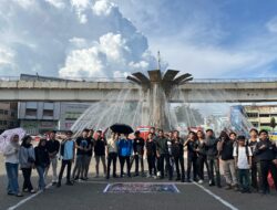 Mahasiswa PGRI Palembang Gelar Aksi ‘Tabur Bunga’ Sambut Kedatangan Presiden, Sampaikan Kekecewaan Kebijakan