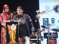 Duet Nana Mardiana & Sutrisno Buyil Dibalik Kesuksesan Anugerah Kartini Musik dan Film
