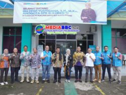 *PLN dan Komisi XII DPR RI Serap Aspirasi Warga Soal Listrik di Rantau Alai, Ogan Komering Ilir*