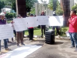 Galaksi Geruduk Kejati Sumsel, Bongkar Dugaan Korupsi Dana Desa Di Banyuasin