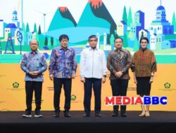 Menaker Dorong Adaptasi SDM Untuk Era Energi Hijau Di Human Capital Summit 2025