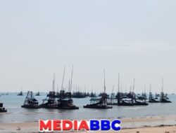 Ratusan Ponton Tambang Ilegal Rusak Pasir Panjang, Bupati Bangka Barat Janji Koordinasi Lintas Instansi