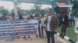 Massa PSR Datangi Kejati Sumsel, Desak Usut Dugaan Korupsi di Sejumlah Dinas