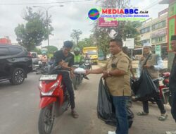 Forum Cakar Sriwijaya Sumsel Gelar Aksi Sosial “Jumat Berkah” di Palembang
