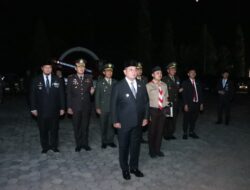 Peringatan HUT ke-80 RI : Kapolres Bersama Bupati Banyuasin Menggelar Acara Renungan Suci Di Makam Pahlawan