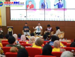 ‎*M. Hidayat,SE.,M.Si Terima kasih Aksi Damai Mahasiswa dan seluruh masyarakat Palembang yang sangat menginspirasi DPRD Sumsel*