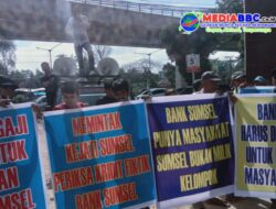 Ratusan Aktivis dan Mahasiswa Sumsel Geruduk Kejati, Desak Usut Dugaan Skandal Dana di Bank Sumsel Babel