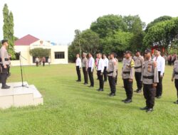 Motivasi Kerja: Kapolres Banyuasin AKBP Ruri Prastowo Beri Penghargaan untuk 82 Personel Terbaik Di Apel Pagi