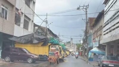 Kemacetan Parah di 16 Ilir dan 14 Ilir Palembang, Warga Geram: Jalan Dicor, Bahu Jalan Dikuasai Truk Ekspedisi