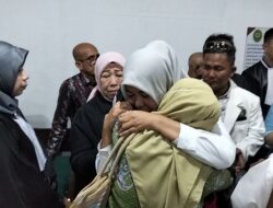 Vonis Korupsi PMI Palembang: Air Mata Keluarga Mengiringi 7,5 Tahun Penjara Fitrianti Agustinda
