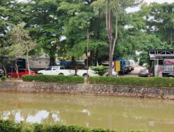 Fasum Taman Maskarebet Diduga ‘Dikuasai’ Bengkel Mobil ,Berubah Fungsi Jadi Lahan Parkir “SMKP Desak Pemkot Palembang Bertindak Tegas”