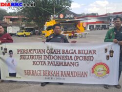 Ramadan Momentum Aksi Nyata, POBSI Palembang Turun ke Jalan Bagikan 500 Paket Nasi