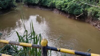 TERKAIT ISU ADANYA PENCEMARAN SUNGAI BERAU, SETELAH DI CEK TERNYATA SUNGAI BERAU TAMPAK BERSIH