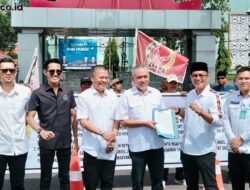 Di Tengah Jeritan Ekonomi Rakyat, Pemprov Sumsel Justru Hamburkan Miliaran untuk Mobil Mewah dan Pakaian Dinas