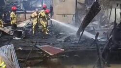 Korsleting Diduga Jadi Biang, Rumah Warga Keramasan Ludes, Motor dan Emas Ikut Hangus