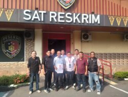 Aktivis Dan Advokat Senior ‘Geruduk’ Polresta Palembang, Desak Penuntasan Kasus UU ITE Staf Dinkes Banyuasin