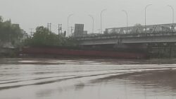 Lagi dan Lagi! Jembatan di Muba Dihantam Tongkang Batubara, Pengawasan Dishub Dan KSOP Dipertanyakan