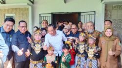 Memperingati Hari Kesadaran Autisme Sedunia, PT Tirta Sriwijaya Maju Salurkan Bantuan TJSL untuk SLB Autis Talang Kelapa