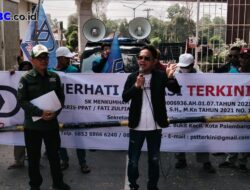 PST DESAK KEJATI SUMSEL SERET AKTOR INTELEKTUAL KORUPSI JASA PANDU SUNGAI LALAN, DIAN HS: JANGAN BIARKAN UANG RAKYAT Rp160 MILIAR DIJARAH BERJAMAAH!