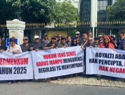 Aksi Damai Pencipta Lagu di Mahkamah Agung: Kawal Judicial Revies PP No. 56/2021 dan Permenkum No. 27/2025