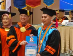 Anak Petani Banyuasin Pecahkan Rekor, Lulus S2 Hukum Hanya 1 Tahun 7 Bulan dan Jadi Mahasiswa Berprestasi STIHPADA