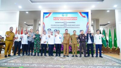 H M Toha Tohet SH – Kyai Abdur Rohman Husen Perkuat Benteng Antinarkoba di Muba