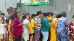 Program Jumat Berkah Wartawan (PJBW). Pekan ke-92, Tommy Kurniawan dan Camel Petir Ikut Berbagi kepada Warga