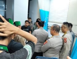 AJI Palembang Kutuk Keras Pengeroyokan Jurnalis di Polda Sumsel, Desak Polisi Tangkap Seluruh Pelaku!