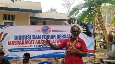 Ketua Adat Kalai Woyu Maklew Ajak Generasi Muda Perkuat Adat dan Jaga Tanah Ulayat di Kampung Wanam