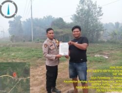 Bhabinkamtibmas Polsek Betung Sosialisasikan Pencegahan Karhutla di Desa Biyuku